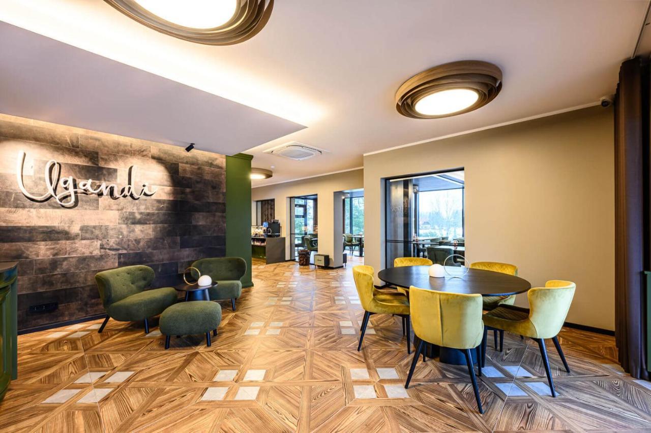 Ugandi Hotel Otepää Buitenkant foto