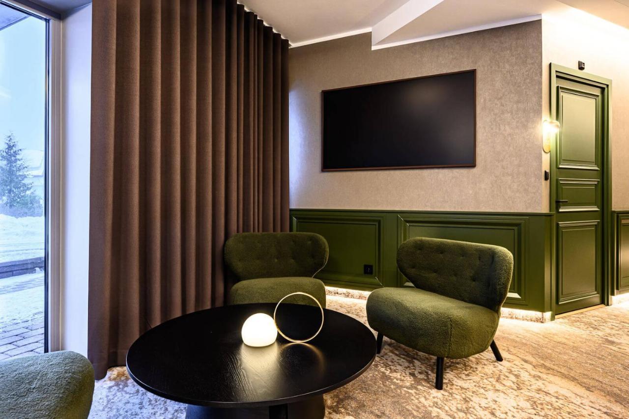 Ugandi Hotel Otepää Buitenkant foto