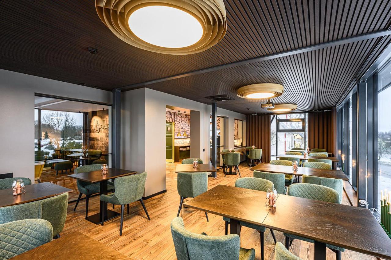 Ugandi Hotel Otepää Buitenkant foto