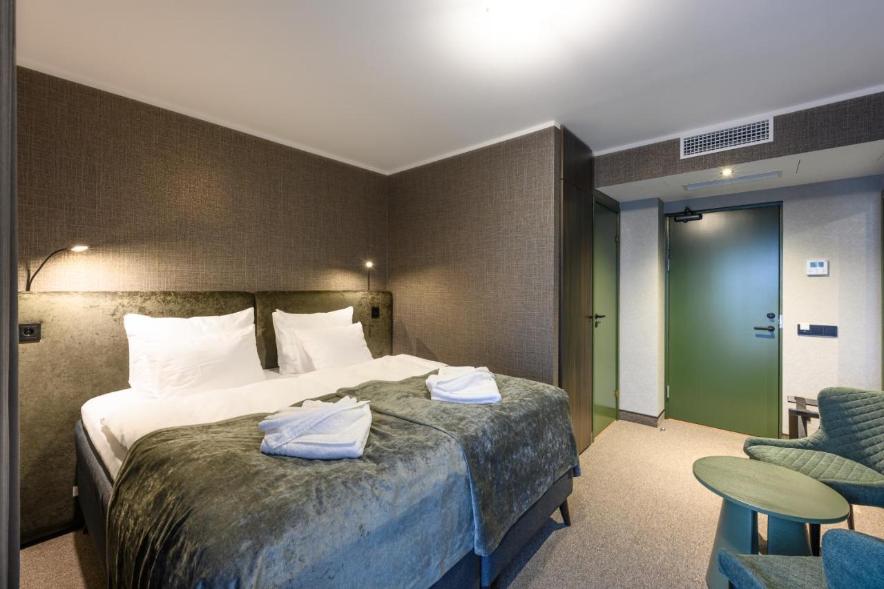 Ugandi Hotel Otepää Buitenkant foto