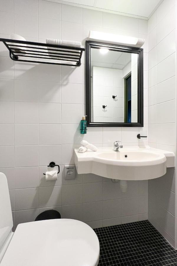 Ugandi Hotel Otepää Buitenkant foto