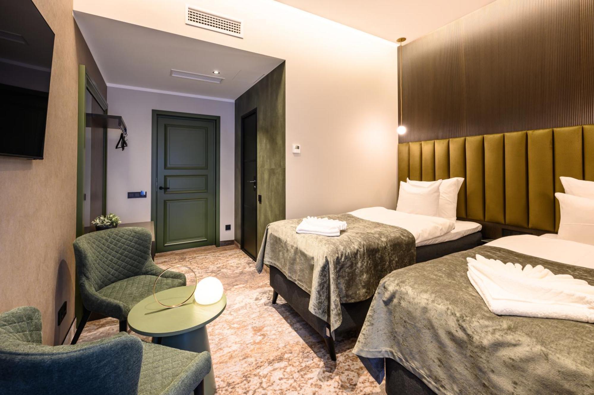 Ugandi Hotel Otepää Buitenkant foto