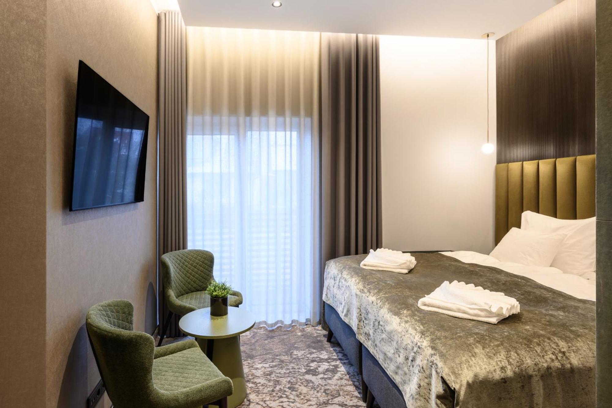 Ugandi Hotel Otepää Buitenkant foto