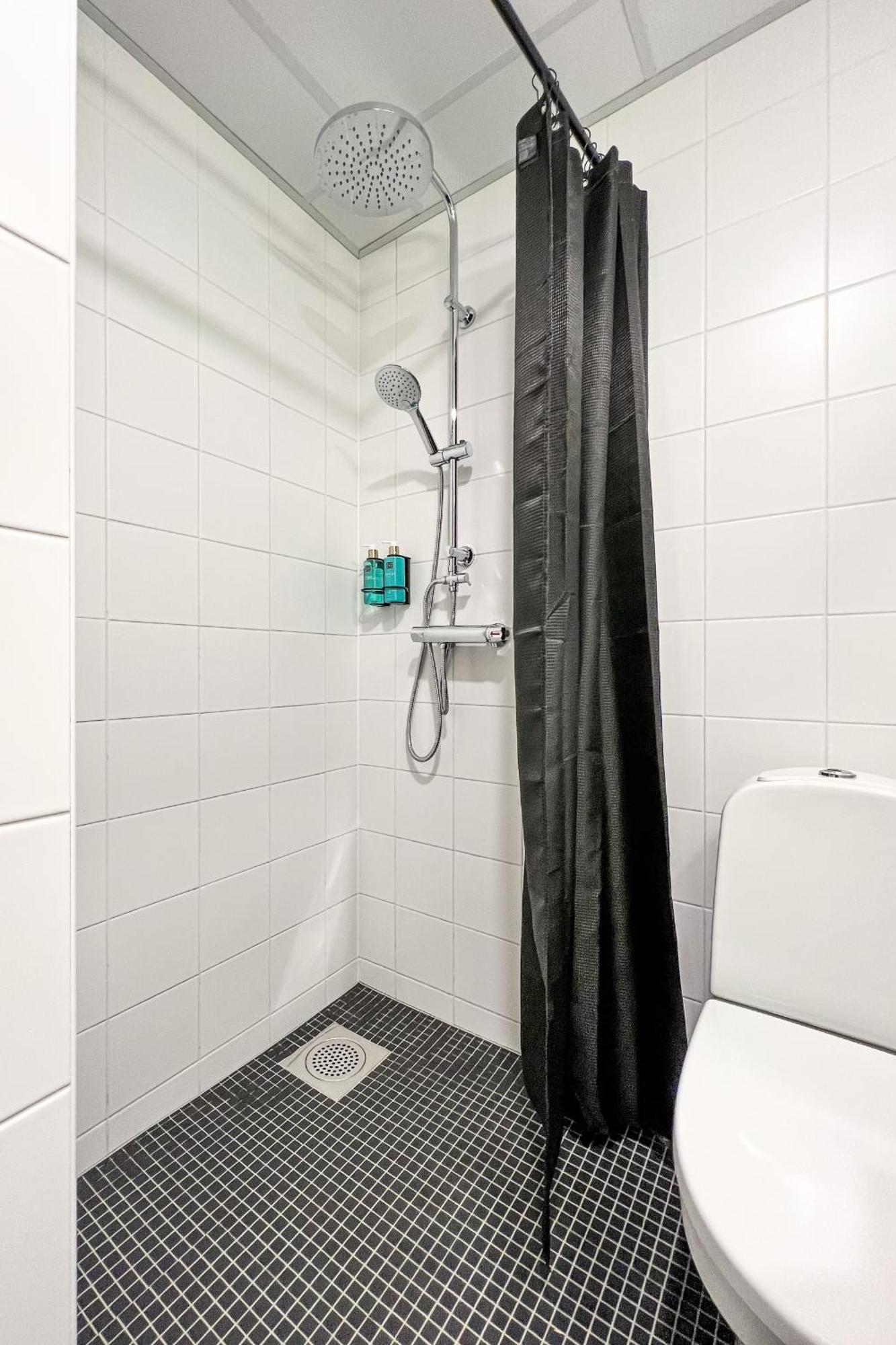 Ugandi Hotel Otepää Buitenkant foto