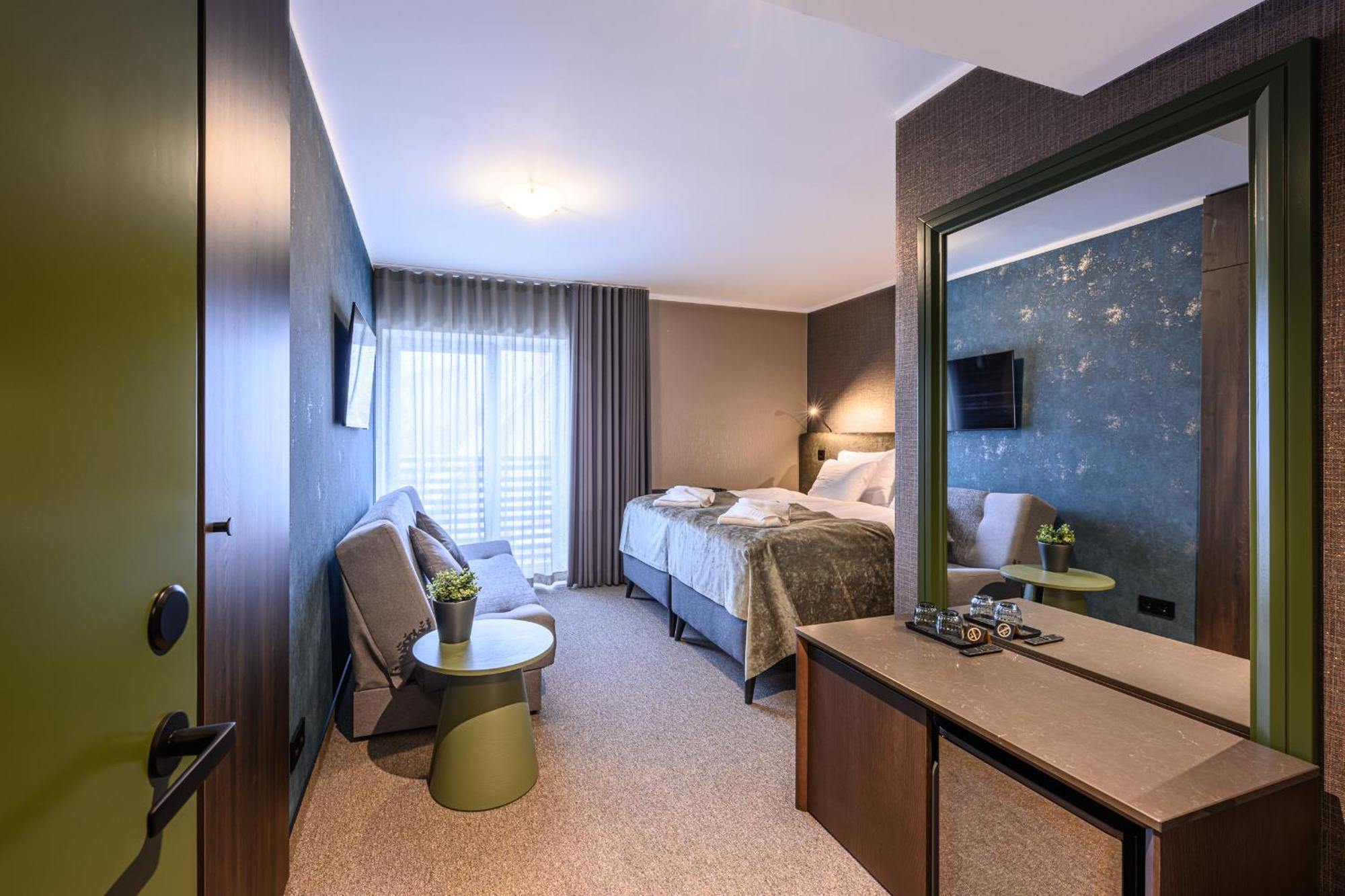 Ugandi Hotel Otepää Buitenkant foto