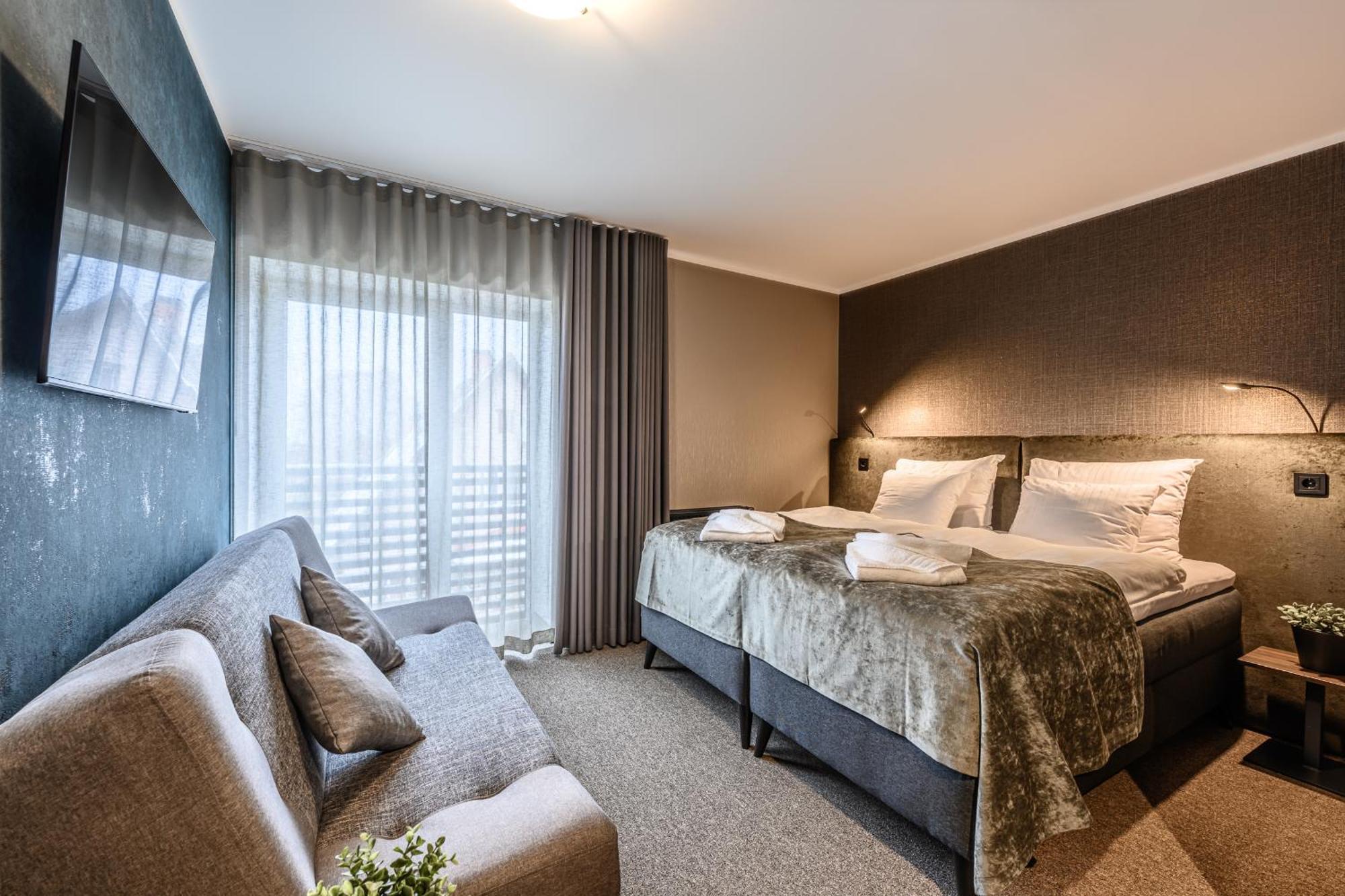 Ugandi Hotel Otepää Buitenkant foto